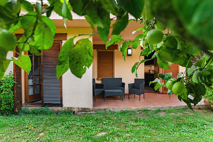 Magnifique Villa avec piscine à vendre à seulement 300 mètres de la plage