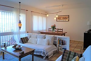 Wohnung zum Verkauf mit Touristenlizenz in Cala Canyelles Beach