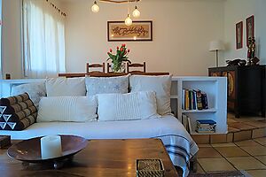 Appartement à vendre avec licence touristique à la plage de Cala Canyelles