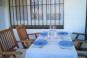 Apartment for sale with tourist license in Cala Canyelles