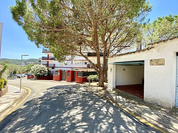 Wohnung mit geschlossener Garage zum Verkauf in Tossa de Mar