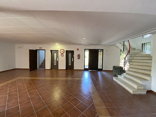 Apartment with closed garage for sale in Tossa de mar