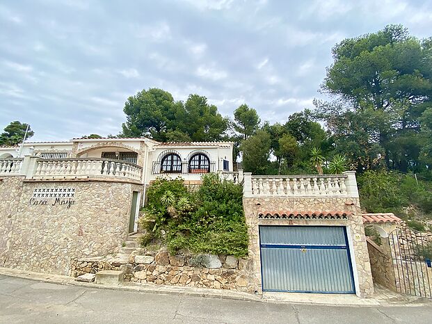 Schönes Haus zu verkaufen in Cala Morisca, Tossa de Mar