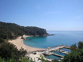 Well situated house with garden for rent in Cala Canyelles (Lloret de Mar)