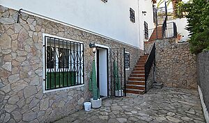 Casa y apartamento en venta con pisicna y vistas panoramicas