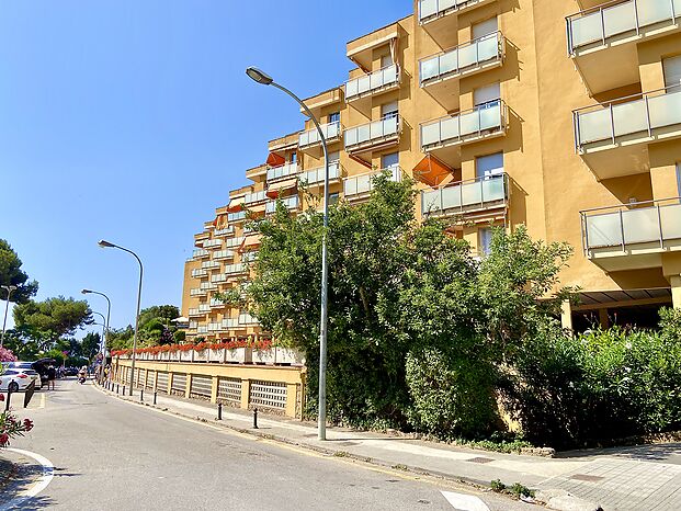 Apartment for rent direct in the beach Cala Canyelles - Lloret de Mar