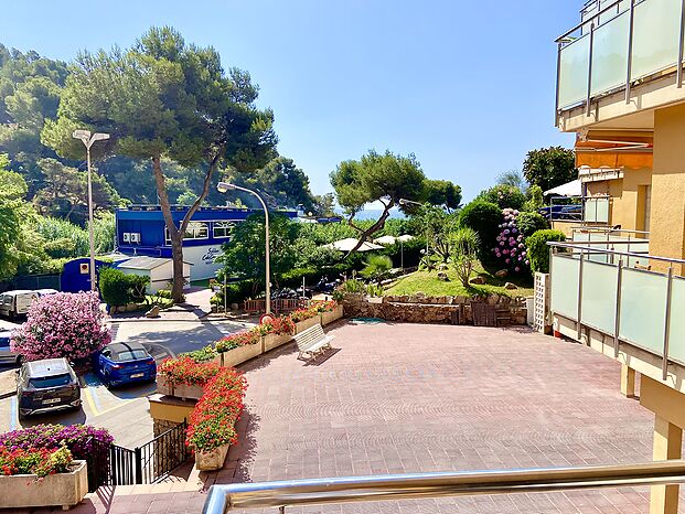 Apartamento en alquiler directo en la playa de Cala Canyelles - Lloret de Mar