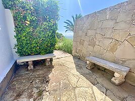 Schönes Haus mit beeindruckendem Meerblick zur Vermietung in Cala Canyelles.