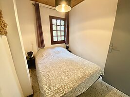 House f bedrooms near the beach of CANYELLES