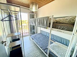 House f bedrooms near the beach of CANYELLES